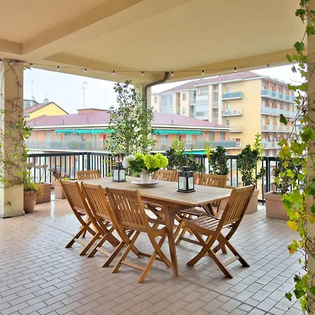 Apartment Homeby, Horizon Penthouse