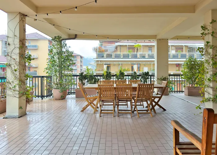 Homeby, Horizon Penthouse Apartment