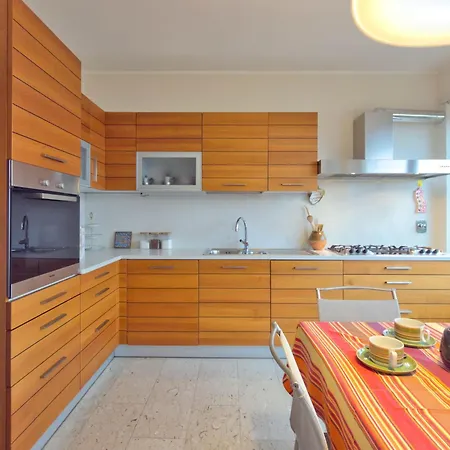 Homeby, Horizon Penthouse 아파트 *